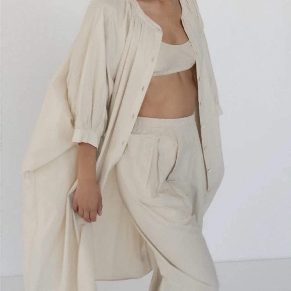 Modern Weaving Parchment Poplin Relaxed Lean Trouser